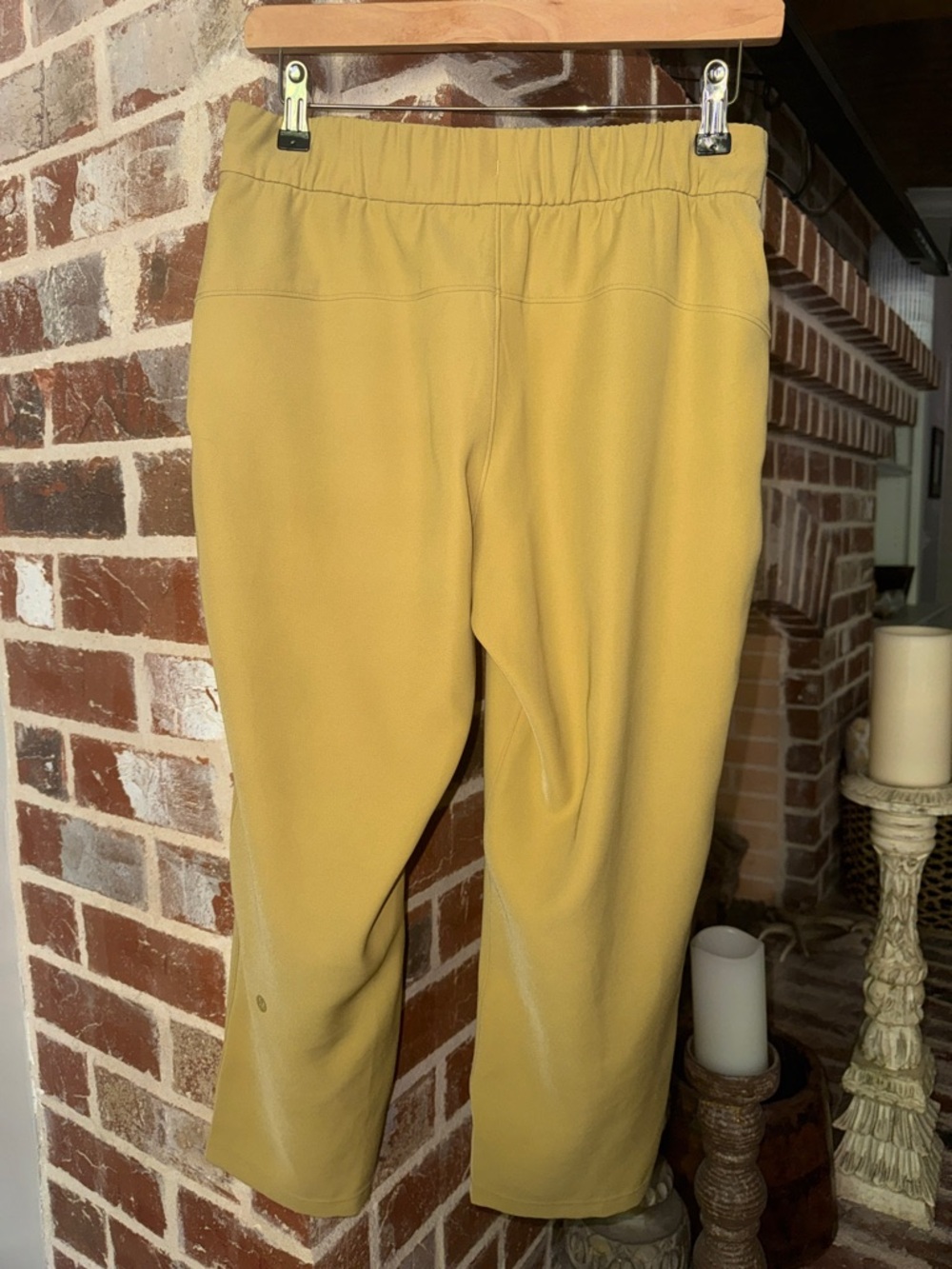 Lululemon Cropped Pants - Picture 3 of 7